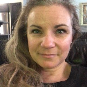 Meet your Posher, Kari